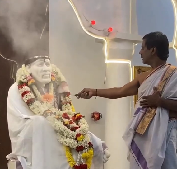 Begin Your Day with Sai’s Blessings — The Grace of Kakad Arati